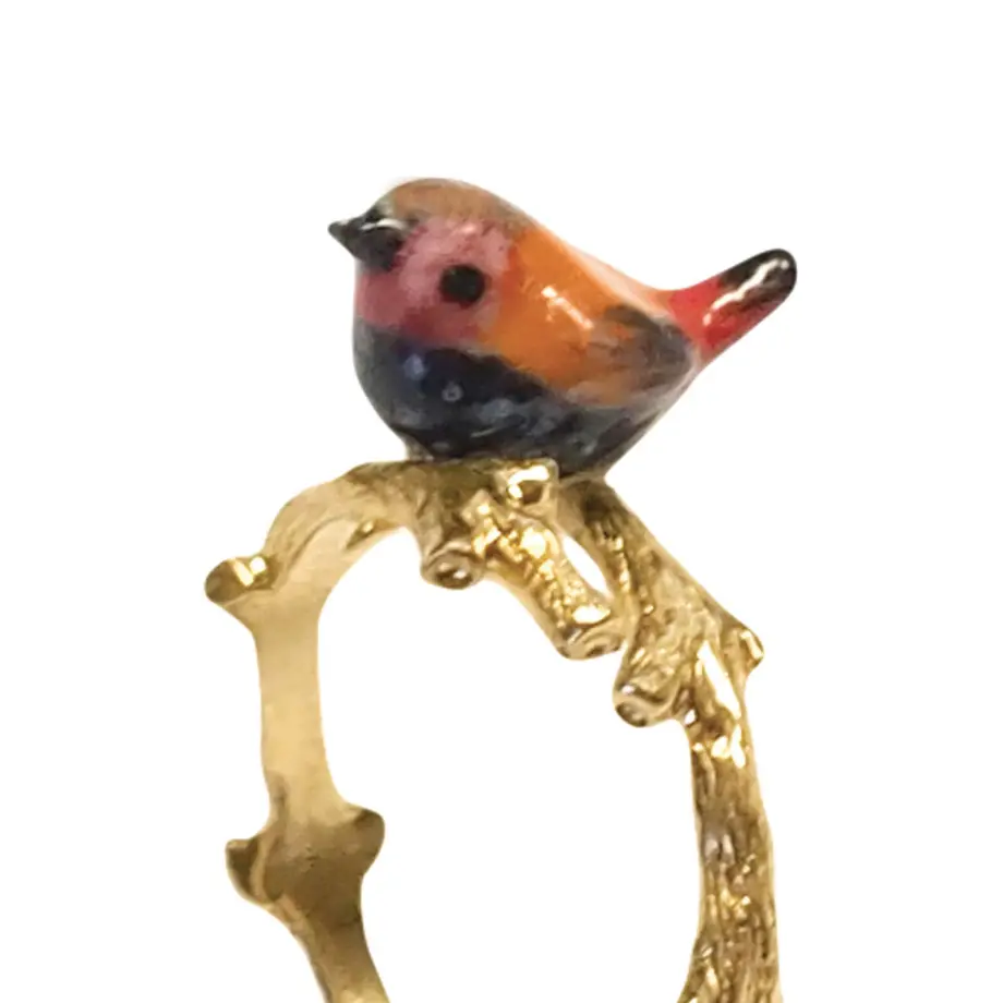 5bfdaaf3c3976c4f97ef8153