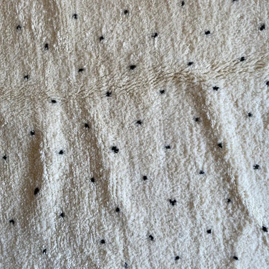 606d218323055730837851a1