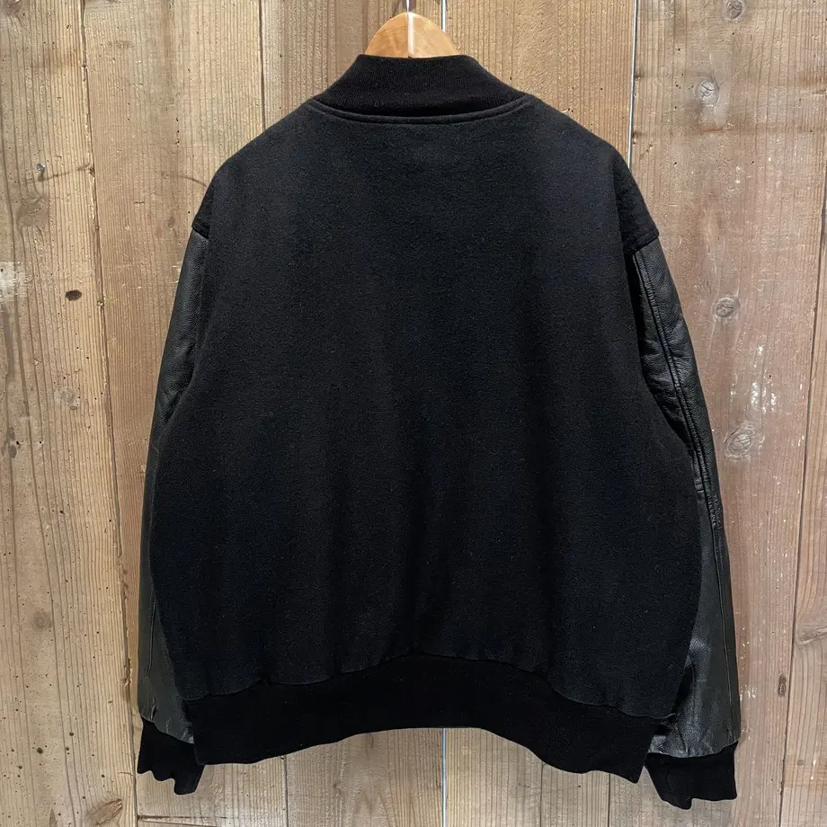636296a44aed1977e5f338dc