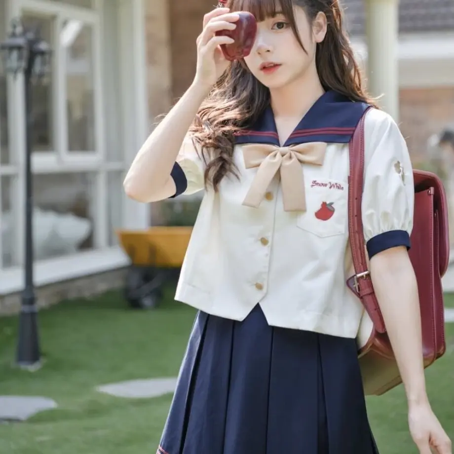 608ea4fa047a9d2af42913bf