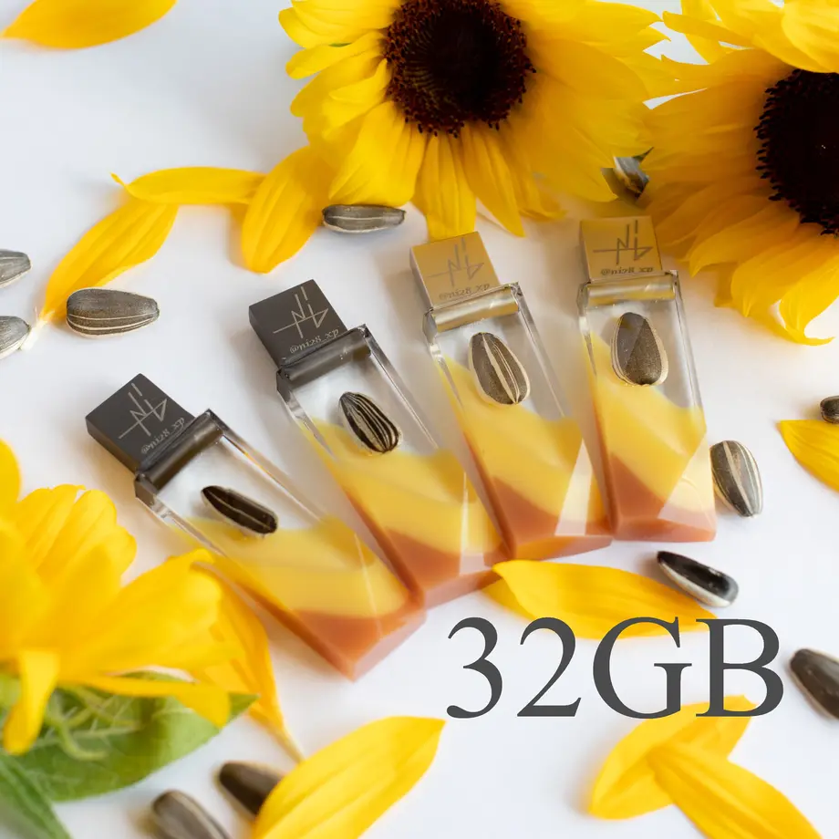 60e979d8f568511cda981571