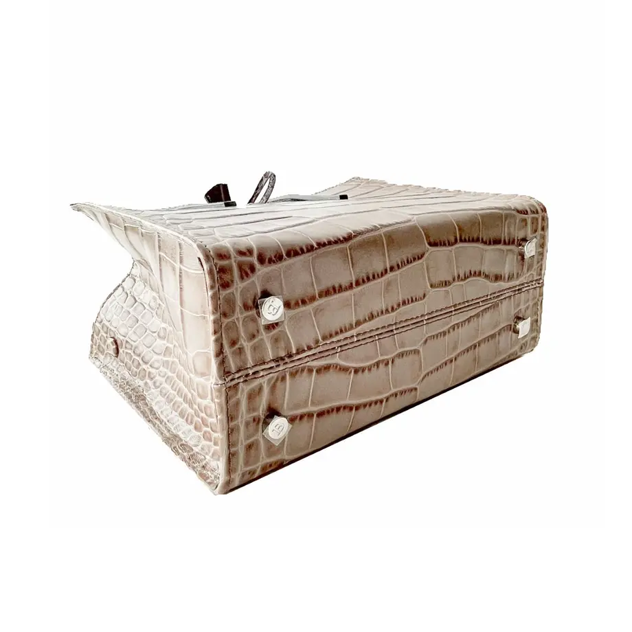 6375c0094aed196eaa2b214b