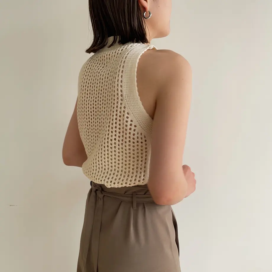 62b12a7197056550cb11e2cc