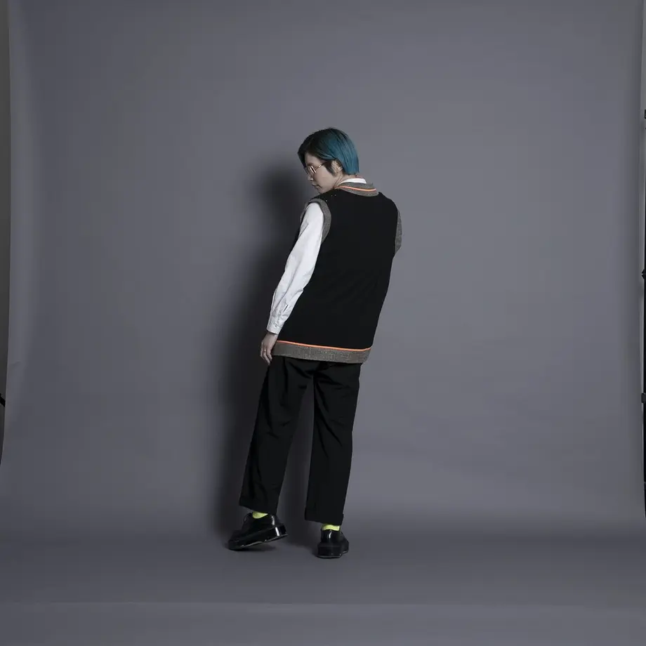 6077f330a87fc557e4a12c04
