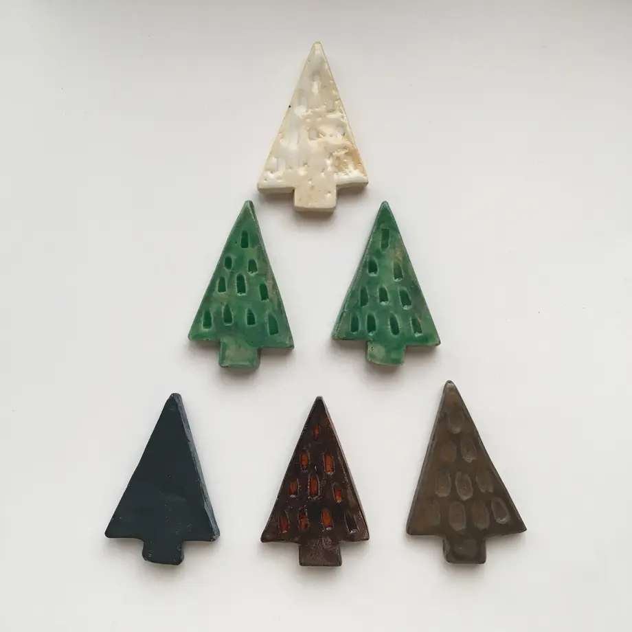 5c03e250c49cf30180f1f8dd