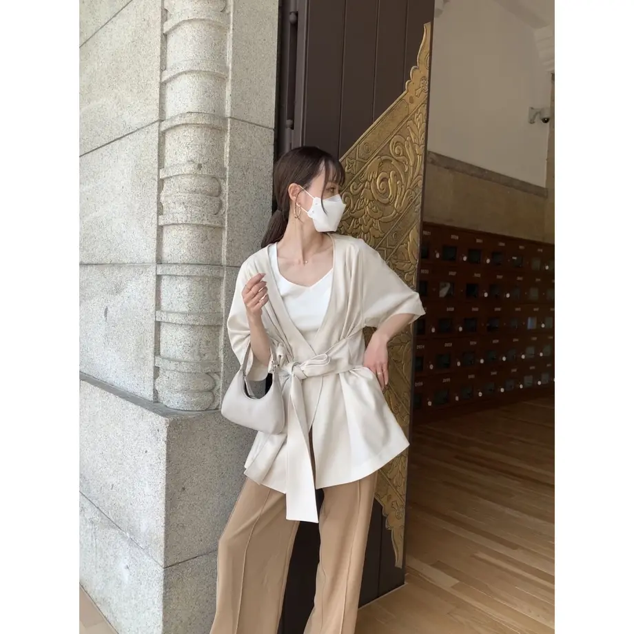 6087f2f8047a9d6831bea9a6