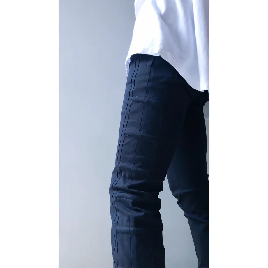 5d15e4551bc6e8187f8021d1