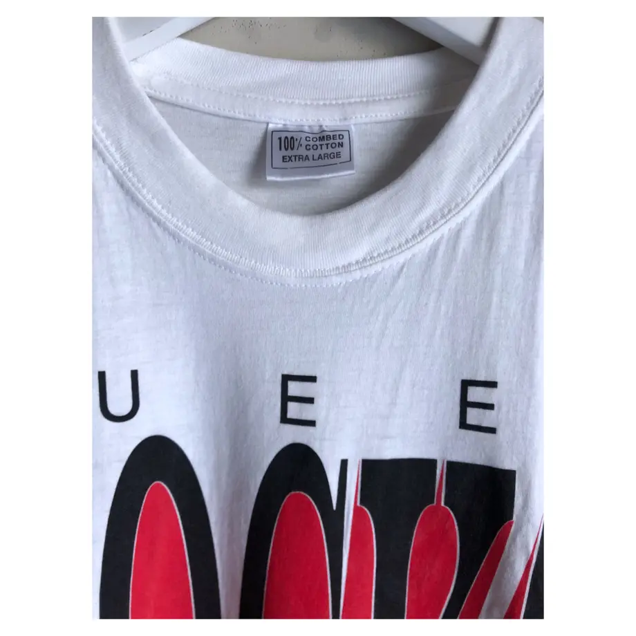 5e56428fdee1bc43e587d6cf
