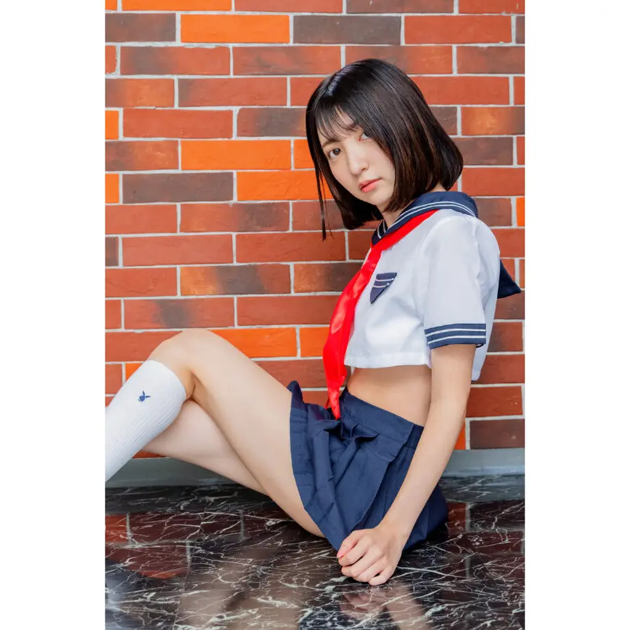 615eb4c4784e3f53d4752b76