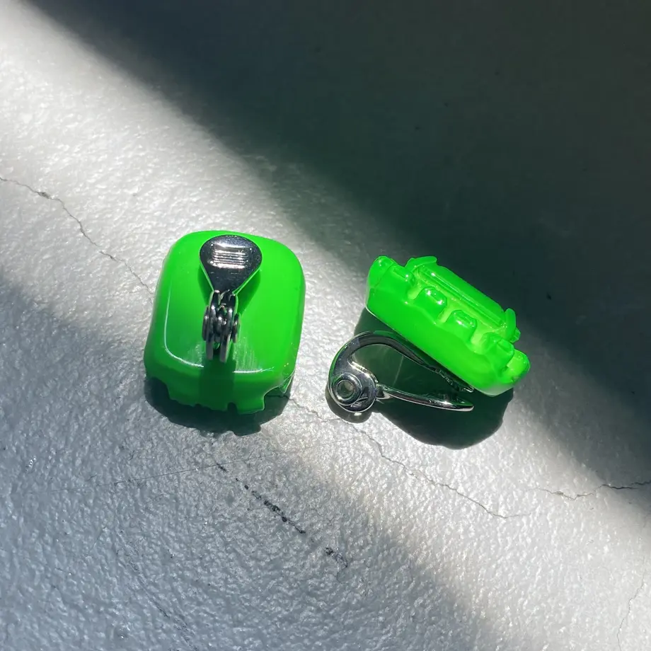 61025f050536244e55840761
