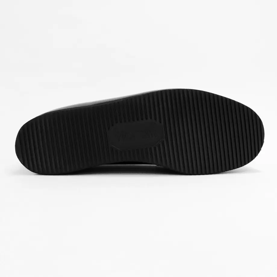 5bb05e0aef843f4cbd0016ff