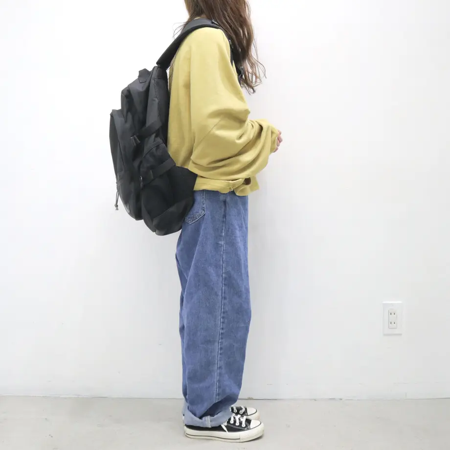 5d5657b9687462318d6fb59f