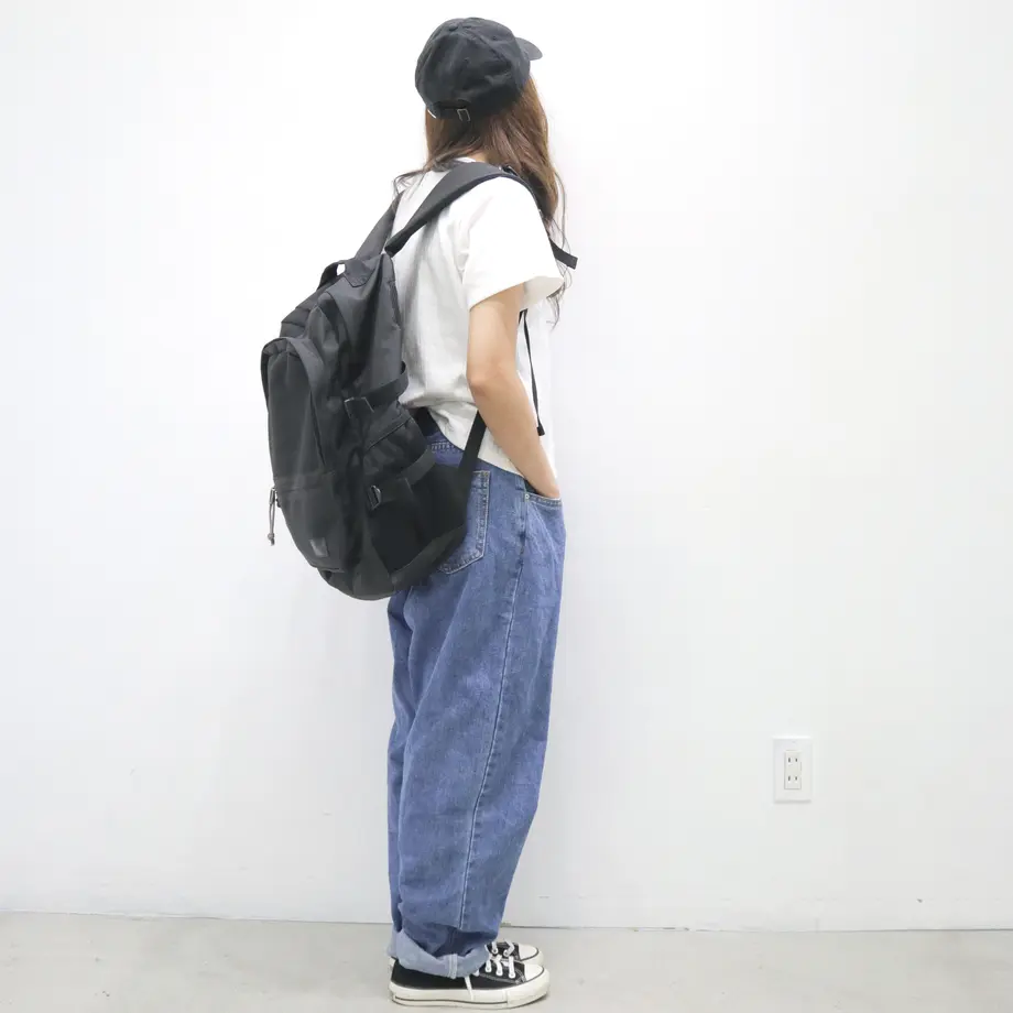 5f6b25518f2ebd18a1a5b375
