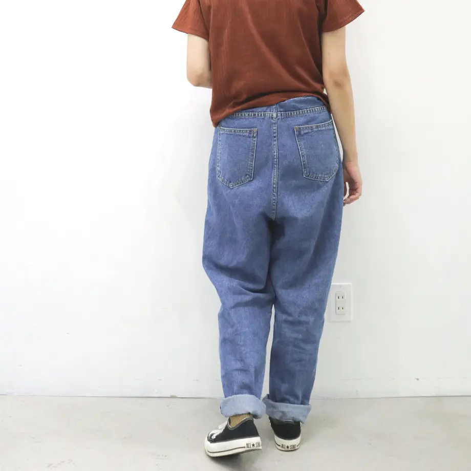 5d5657b9687462318d6fb59f