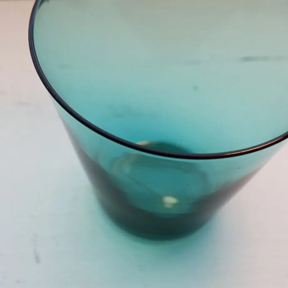 623d89032cf73d5df27e183b