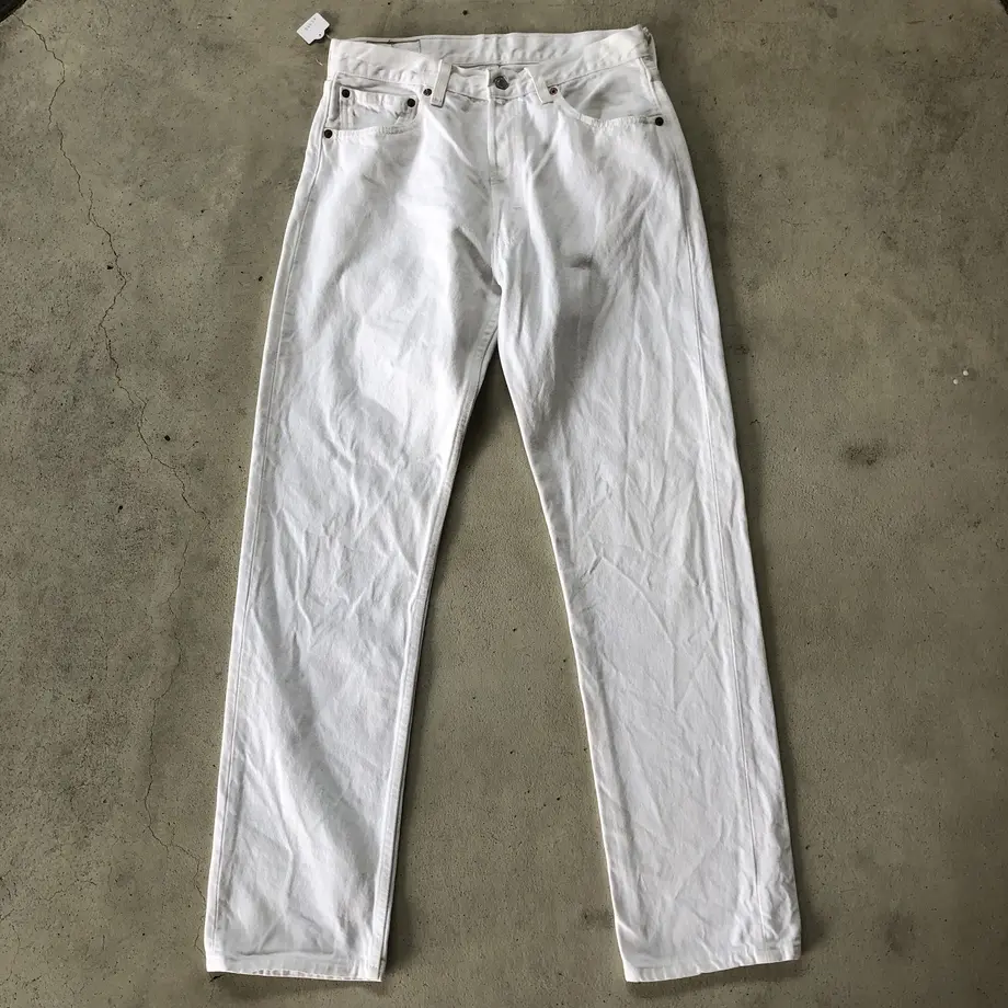 60ebd8d0561e1758ca54613d