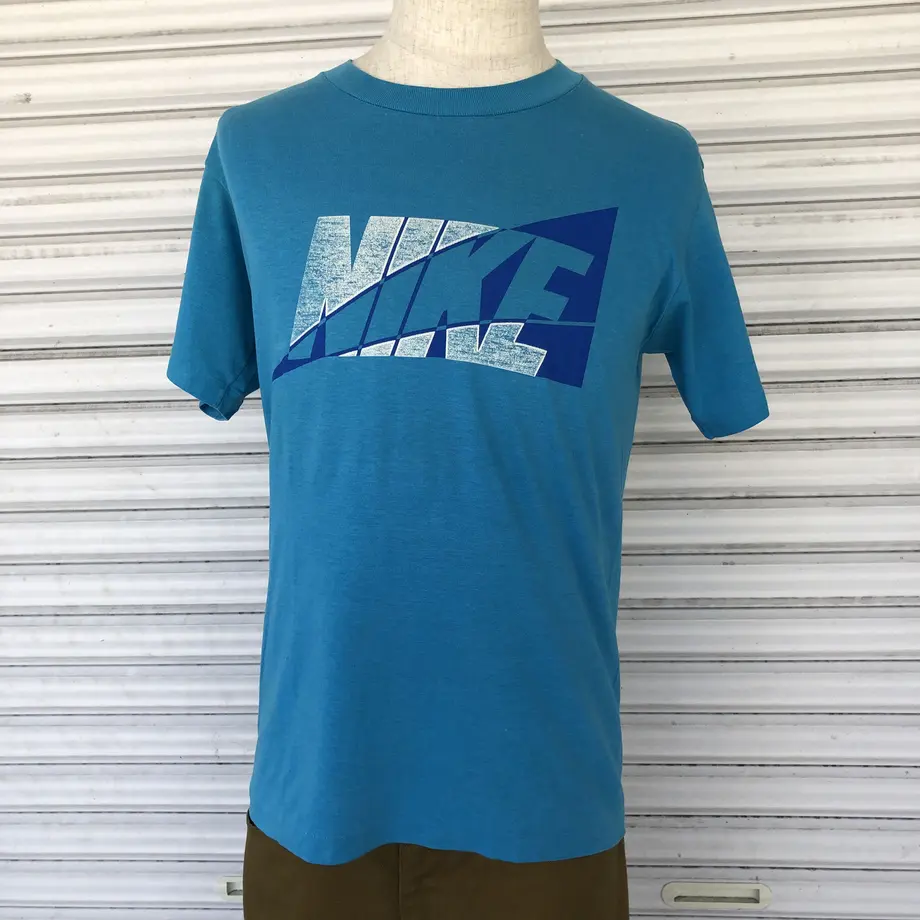 5f3362b2223ead5c8374b5fa