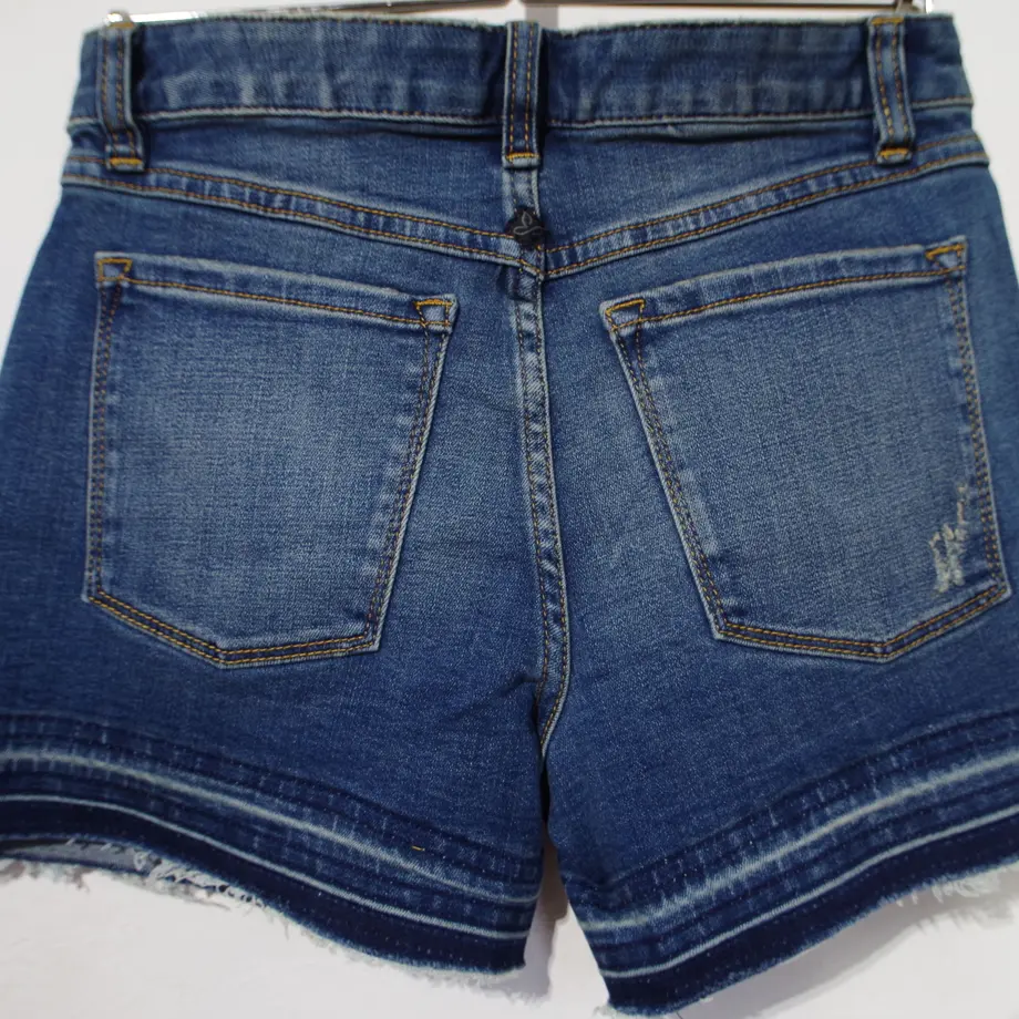 5f605ed94b083970212f03d0