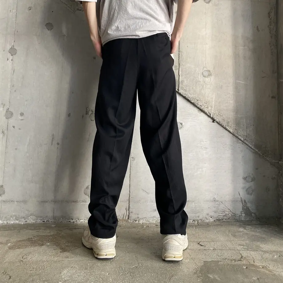 6369db634b083927e3942c50