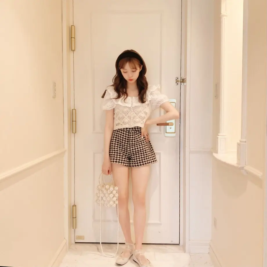 60b449809a5b75079d1d37e5