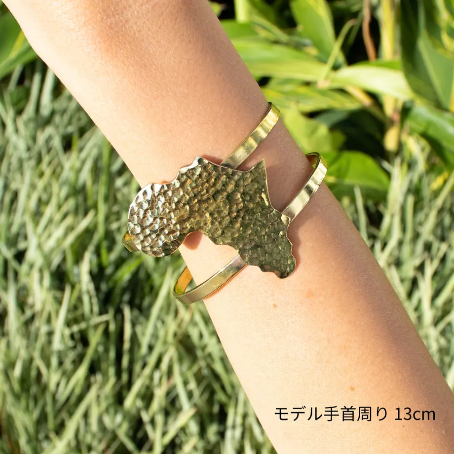 60008d1fb00aa32945454d5e