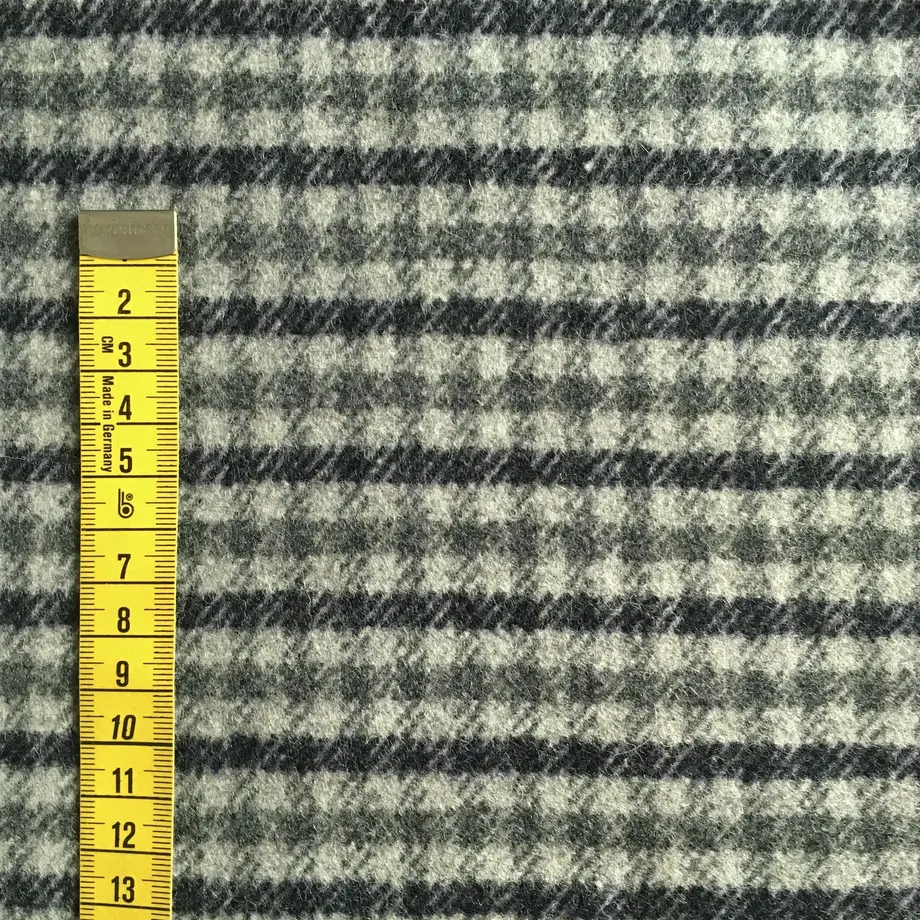 63588f5bd7e1d82a04123164