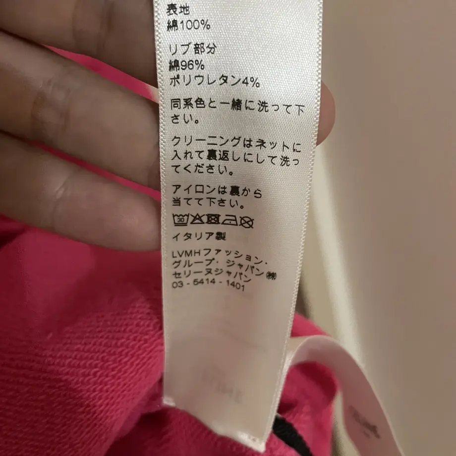 61174242f604a94163fb3289