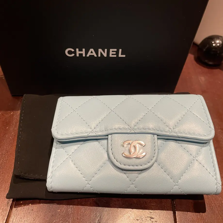 希少カラーCHANEL シャネル クラシック フラップ カードケース 名刺入れ 小銭入れ ミニ