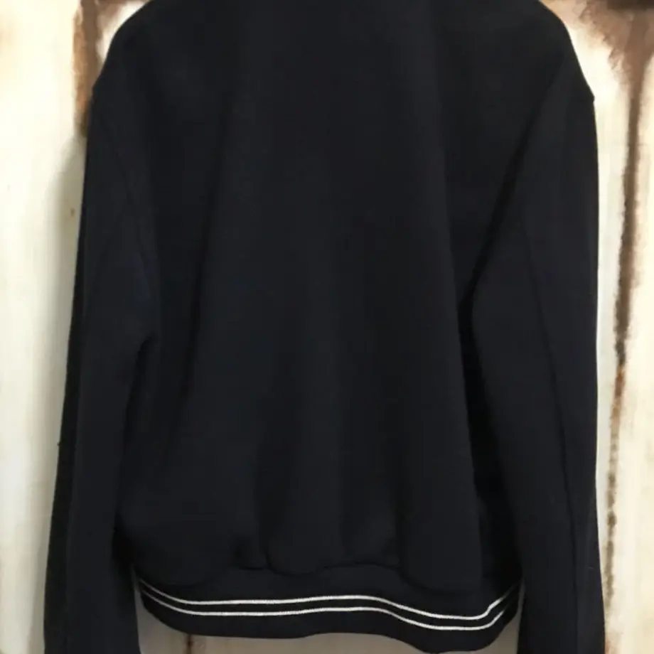 5e71500ae20b047e454d6395