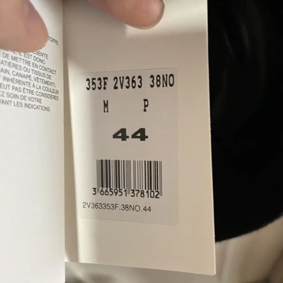 6099fba4e70dc412fb20f312