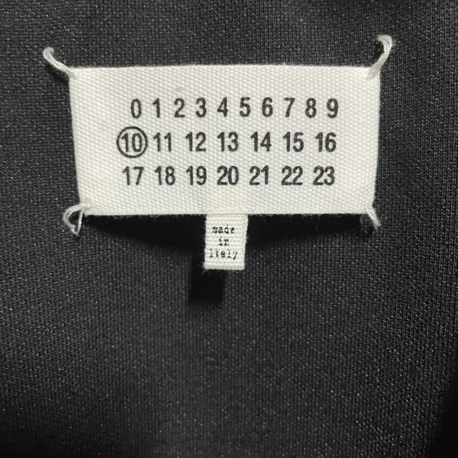 60a332038899be4e347e8c19