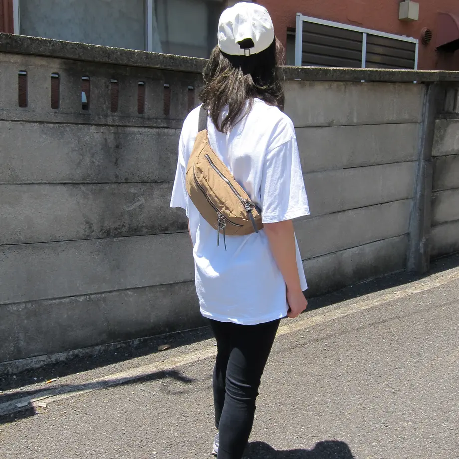 5bf4dcdf1444487bb7000081