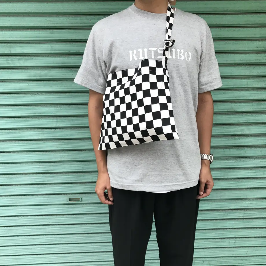59a6551bc8f22c24c00007ab
