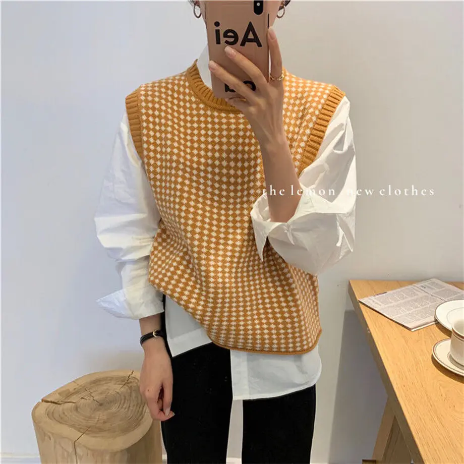 6077b9aea87fc50cc612b1cd