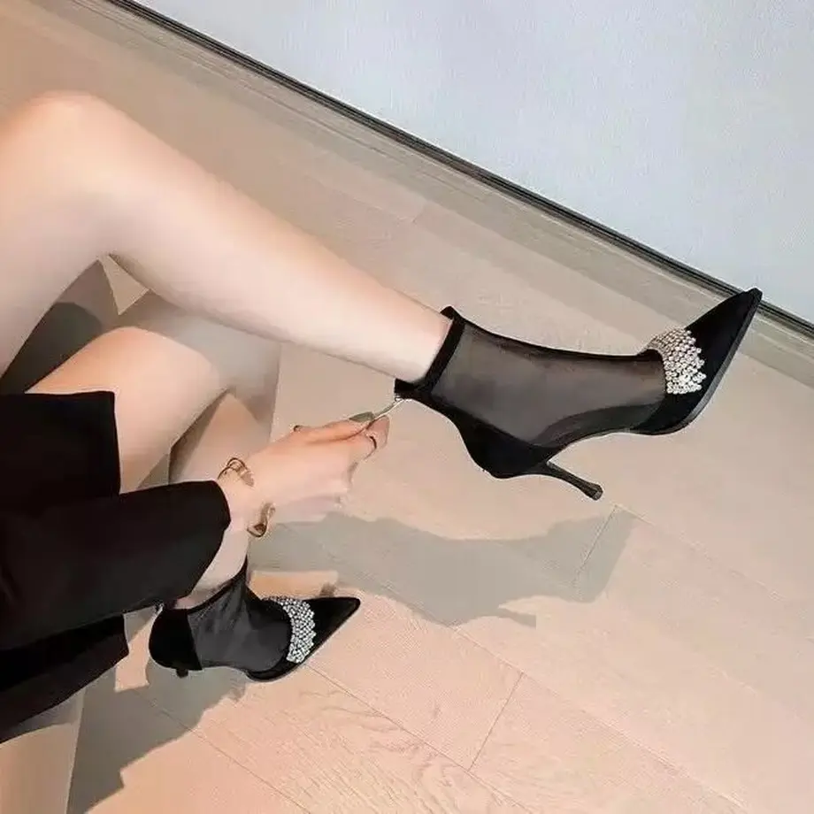 633d5902f3de5c6ed94787dd
