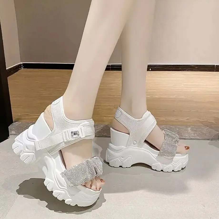 628f63e5f405a16e239dc07b