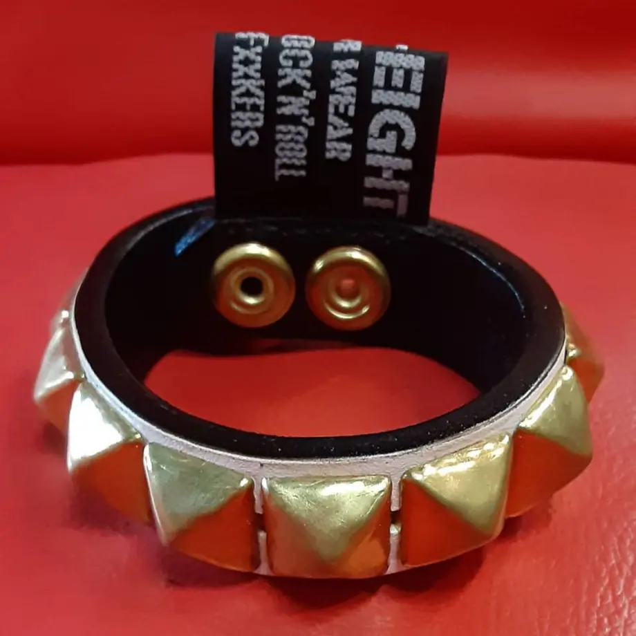 5f1408e1ec8fd34a85635bf9