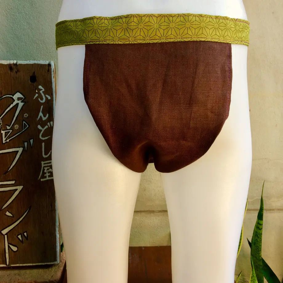 5bf6700fc3976c68930006b6