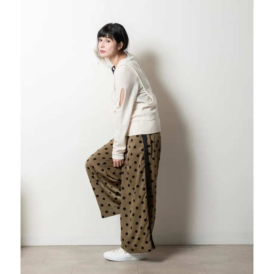 5b447cd05496ff33a8000589