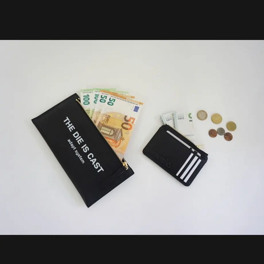 5fe1c06ef0b1086a3cee594b