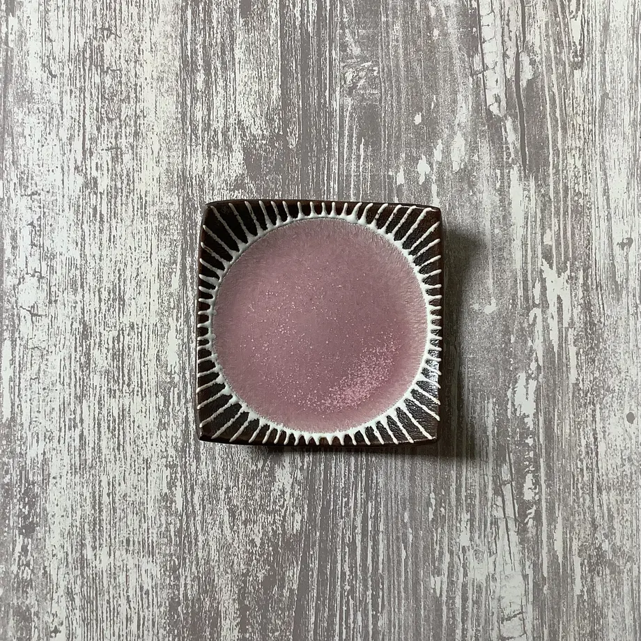 60652fdc23055711f1212038