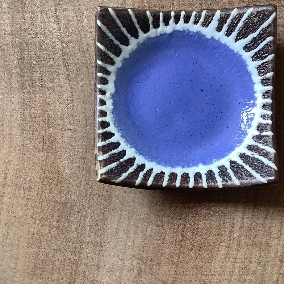 60ae12210e24037686fa7035