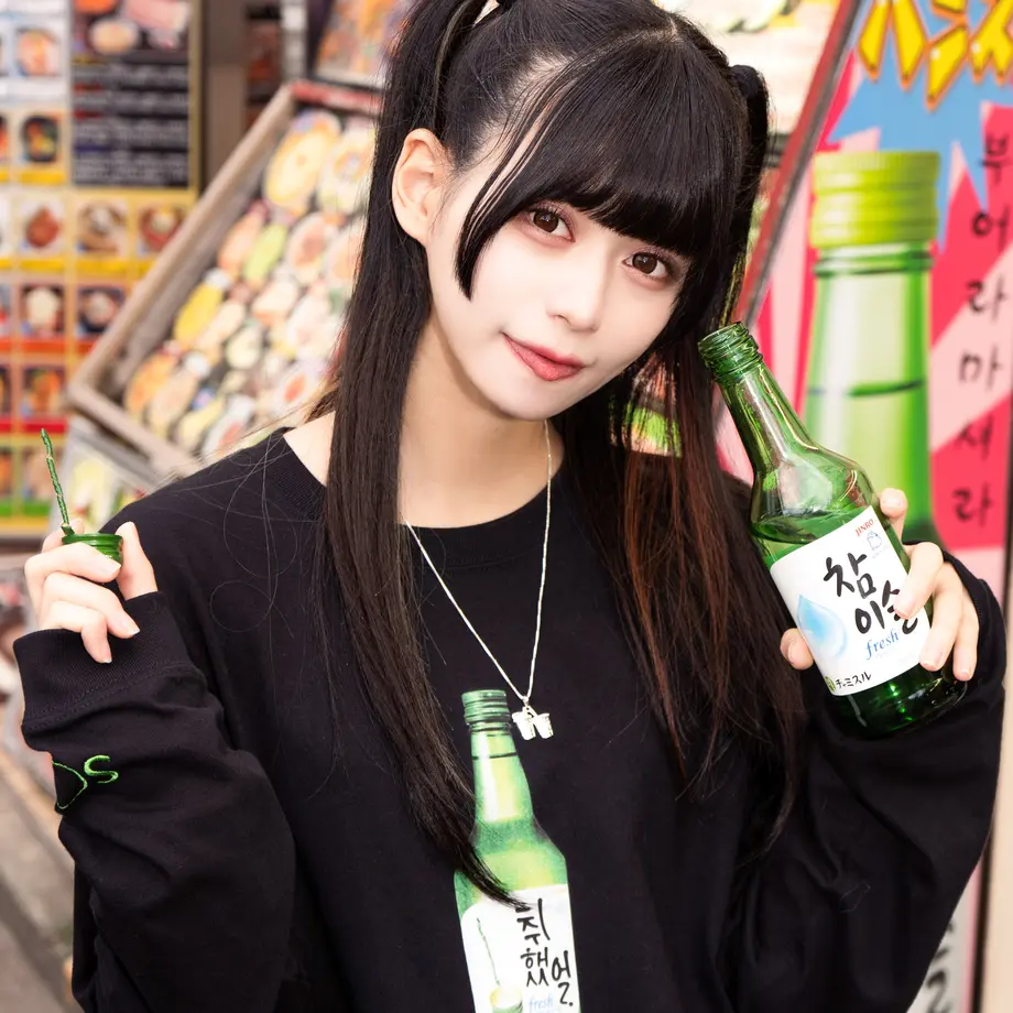 6373818b211ac36a5d98f305