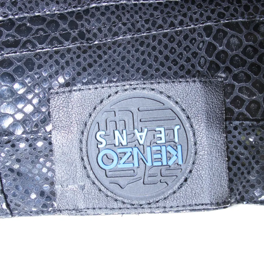 5e03cf8e0cc8de4cad50d03e