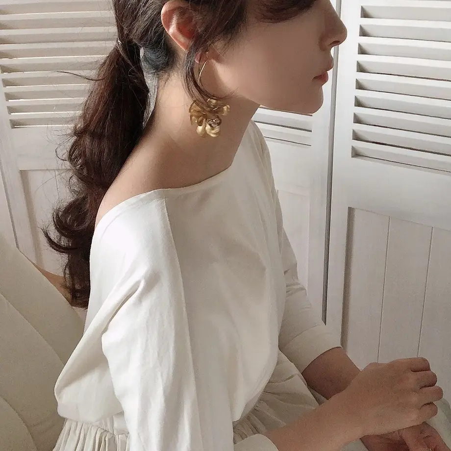 5fc5e721f0b1084428a82bcd