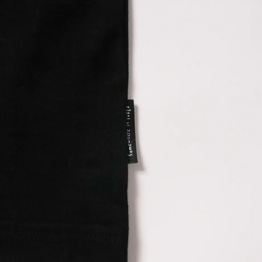 6004f285df51594a5684343a