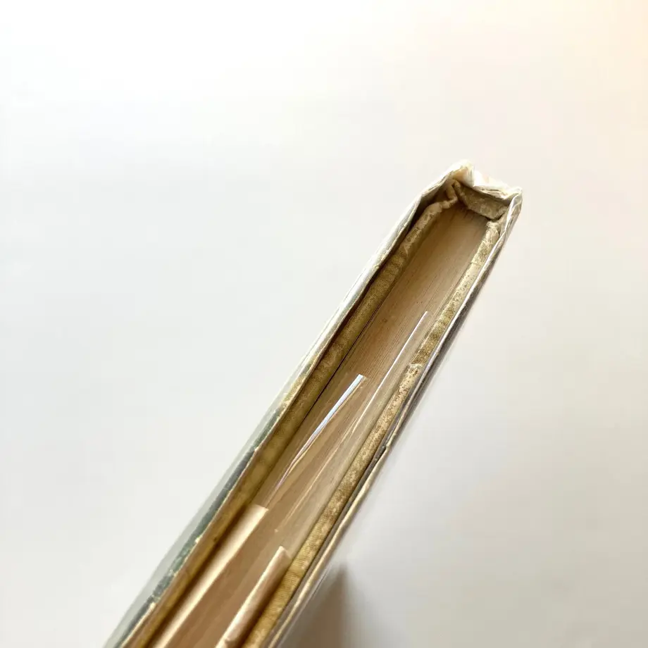 5fc4d58fdf515934c0e0e713
