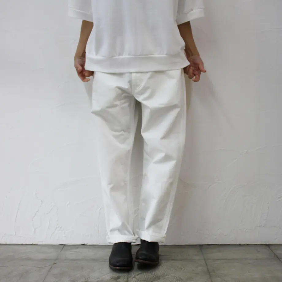 605ec59e23055757c5443ce6