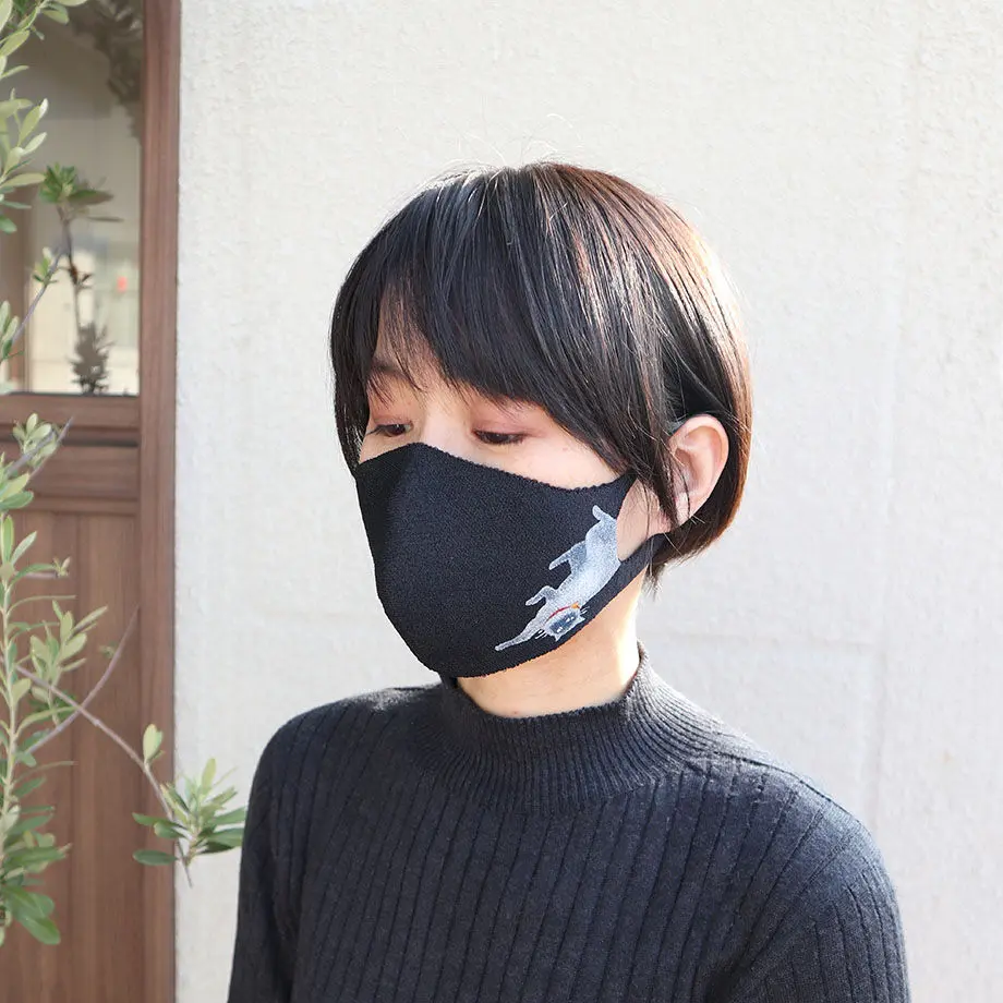 5fbf569fb00aa35d63a40015