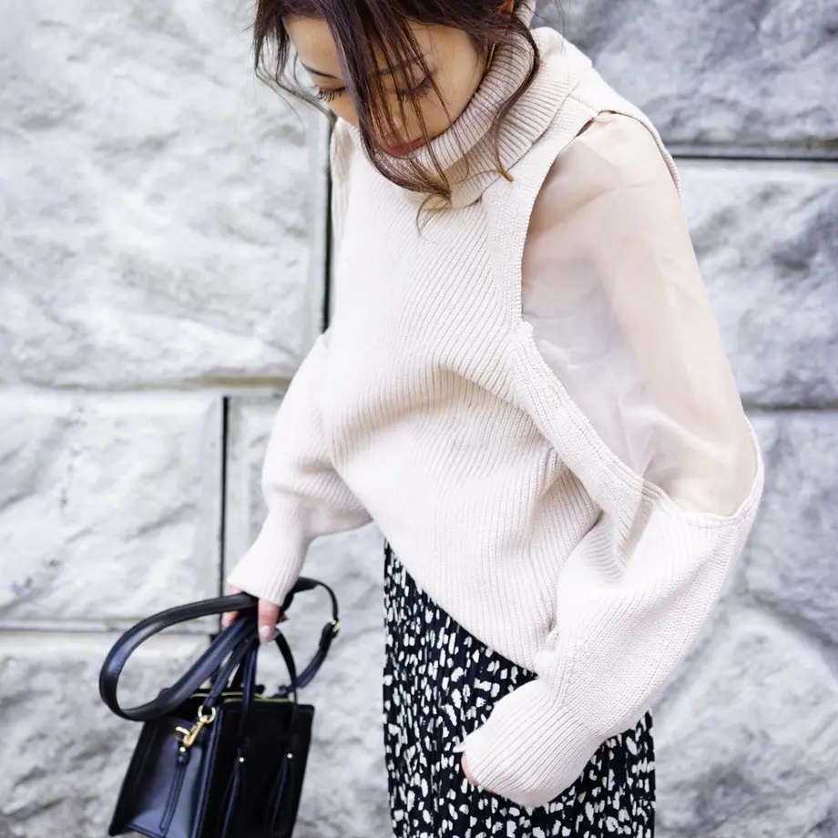 6027497ec19c455db69a953f